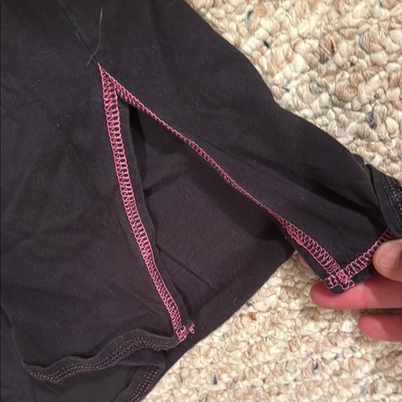 Black Gown Sleepwear with Pink/Red Embroidery, side slit, Size 1X (XL), Preowned - Picture 4 of 9